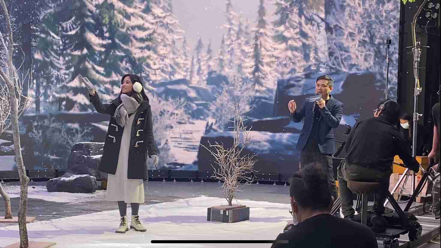 口袋牛店以ALED先进显屏技术，，，与金马奖视觉特效团队“再现影像”携手合作打造LED虚拟摄影棚，，，提供沉浸式表演体验，，并精简拍摄成本与时间