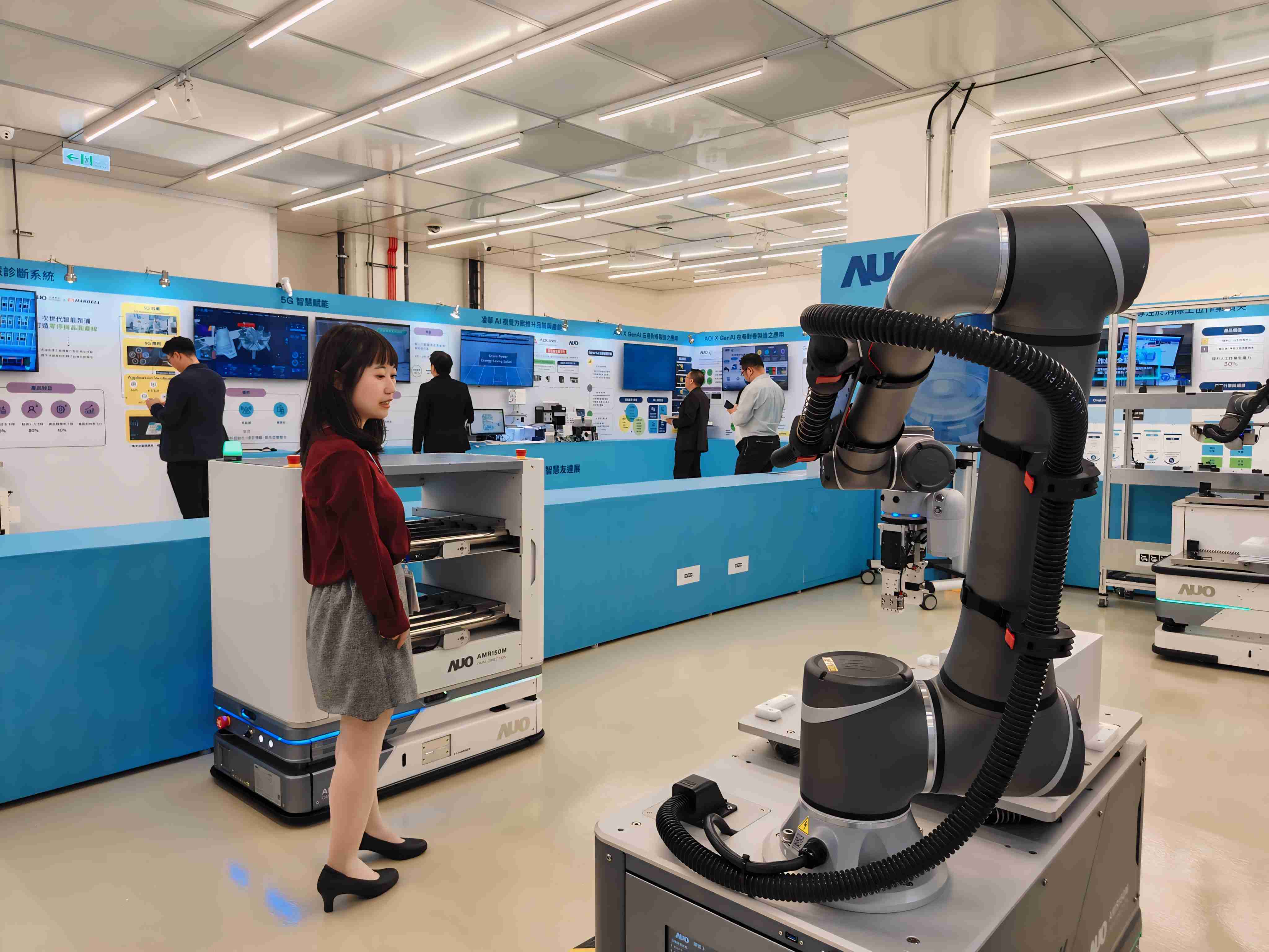 2024智能口袋牛店展邀集生态圈伙伴共同参展，，，，从数字应用、、、净零减碳到能源发展，，，创造全方位永续商机，，，携手生态圈伙伴迈向永续未来